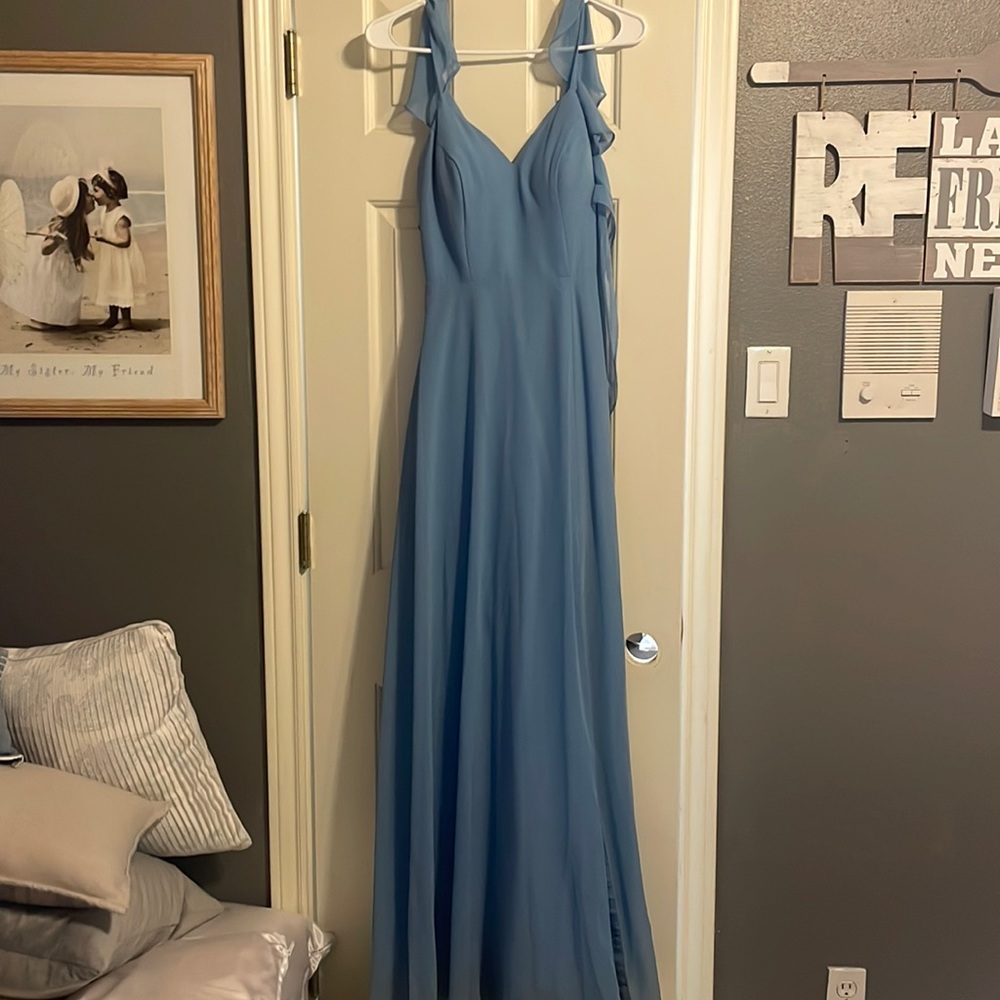 Azazie gown size 4.  Soft blue